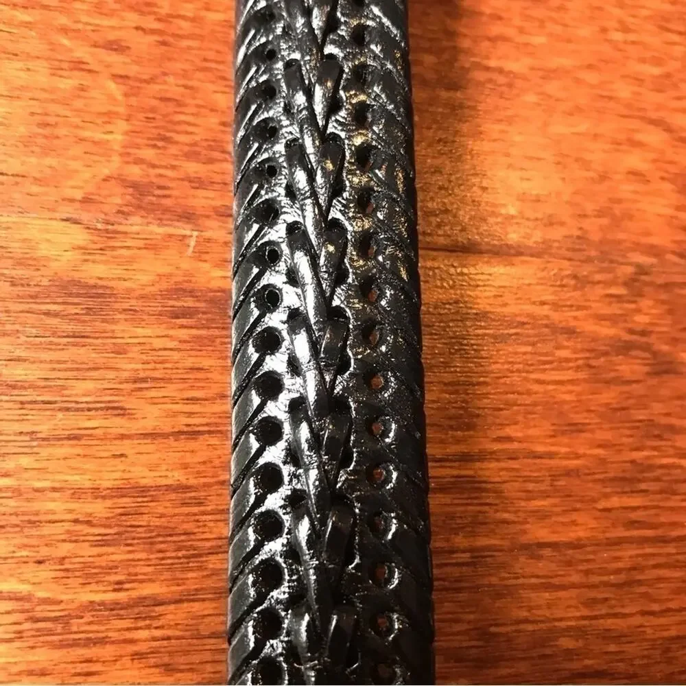 Unique Fine Woven Leather Belt with Silver Hardware, Very Pretty, Size Medium